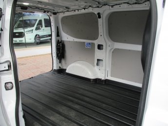 Ford, Transit Custom Van Trend, Diesel, 2024 - 24.000 km Ford, Transit Custom Van Trend, Diesel, 2024 - 24.000 km