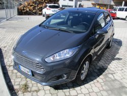 Ford ( Führerscheinneuling ), Fiesta Titanium Eco Boost , Benzin, 2015 - 102.994 km Ford ( Führerscheinneuling ), Fiesta Titanium Eco Boost , Benzin, 2015 - 102.994 km